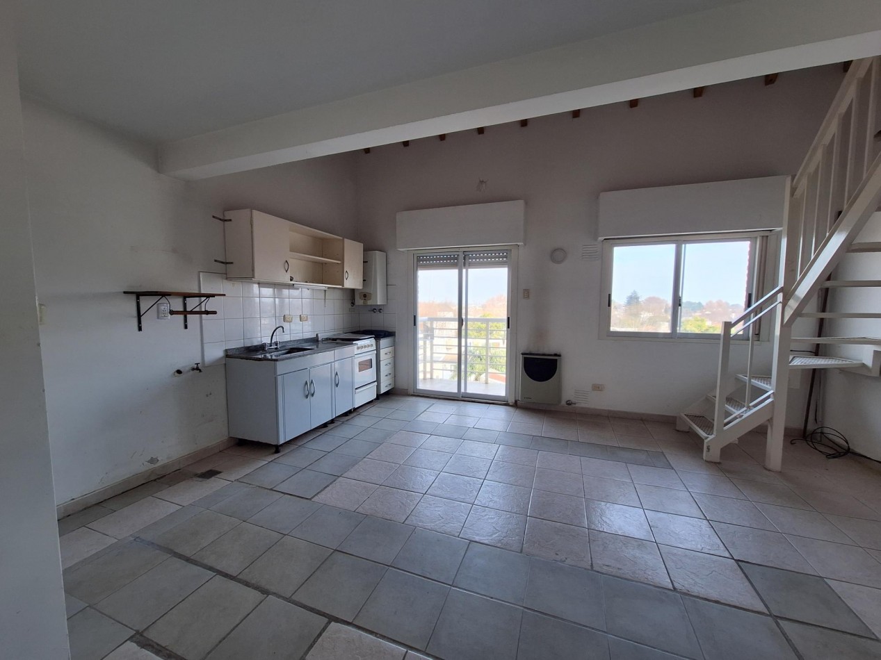 VENTA - Departamento 2 Ambientes Tipo Duplex con Cochera en San Fernando