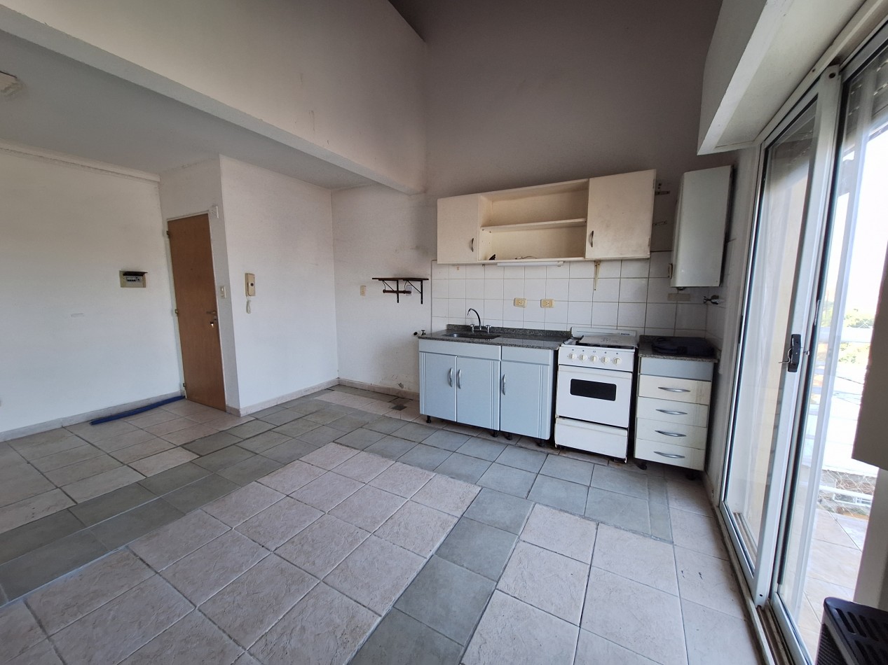 VENTA - Departamento 2 Ambientes Tipo Duplex con Cochera en San Fernando