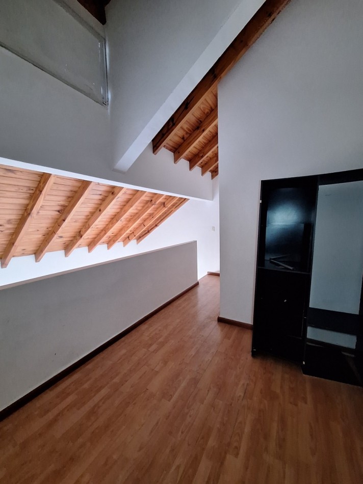 VENTA - Departamento 2 Ambientes Tipo Duplex con Cochera en San Fernando